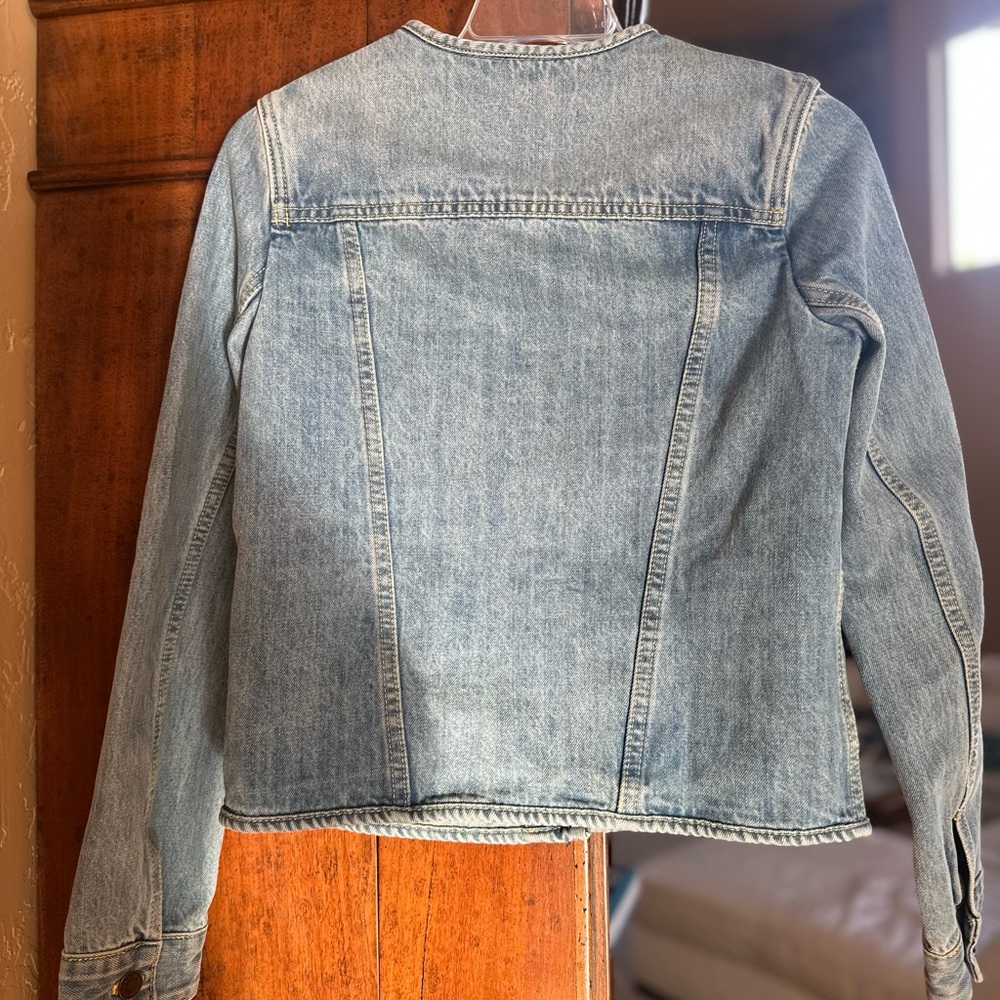 LV Light Blue Short Denim Jacket - Picture 8 of 10